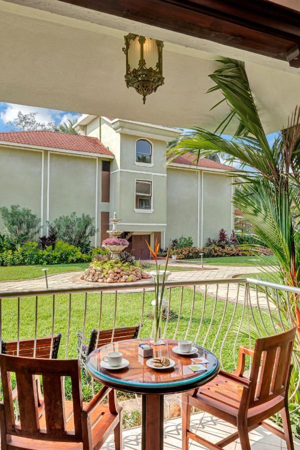 Club Mahindra Acacia Palms Resort