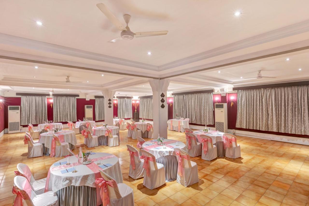 Club Mahindra Acacia Palms 3* Colva