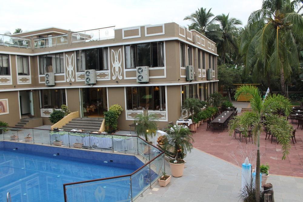 Club Mahindra Acacia Palms Resort